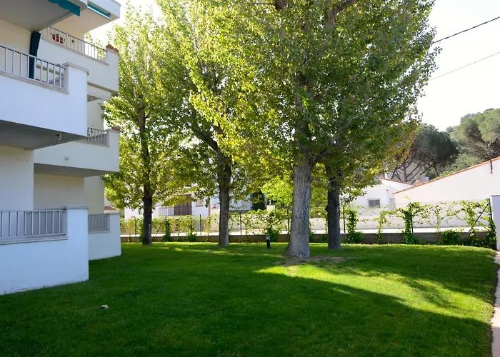 Cala Montgo 33 *